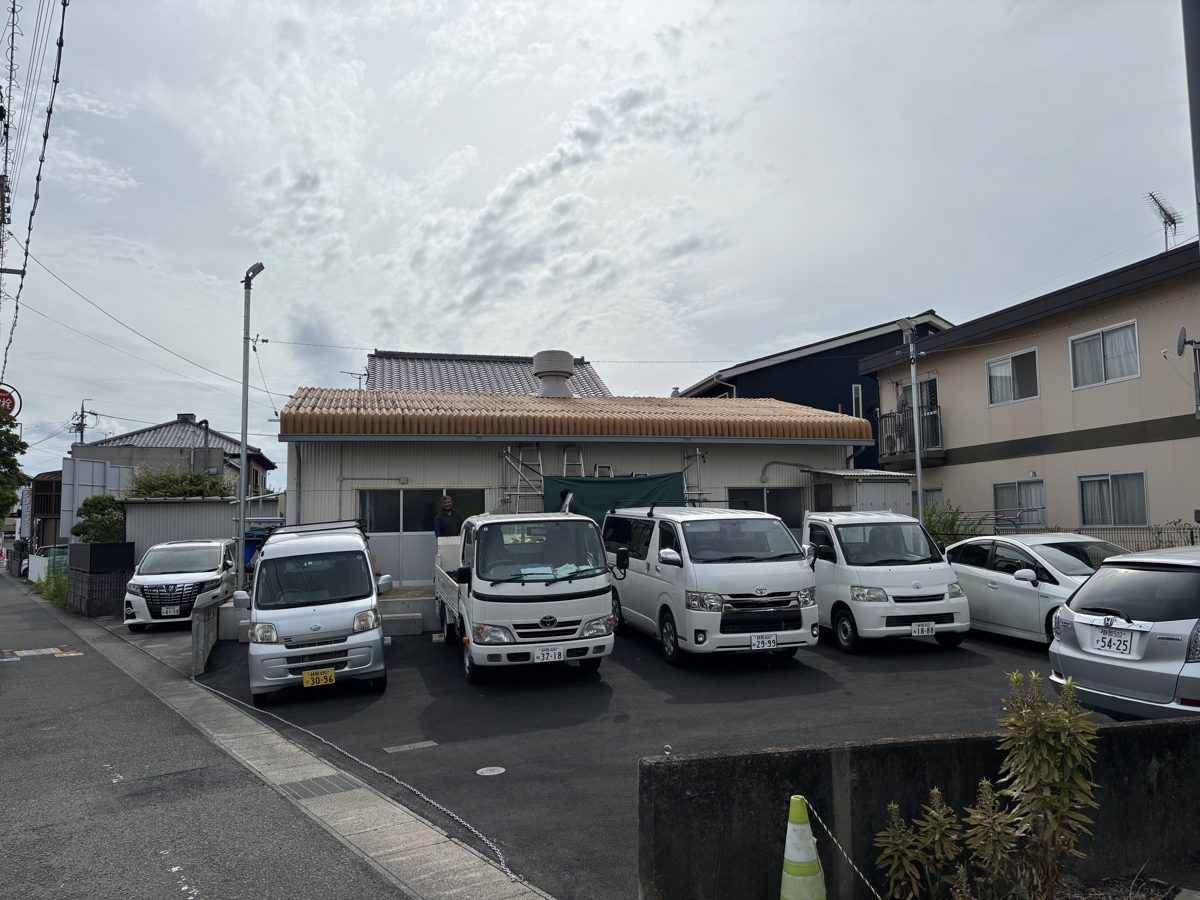 社用車を停めた駐車スペース
