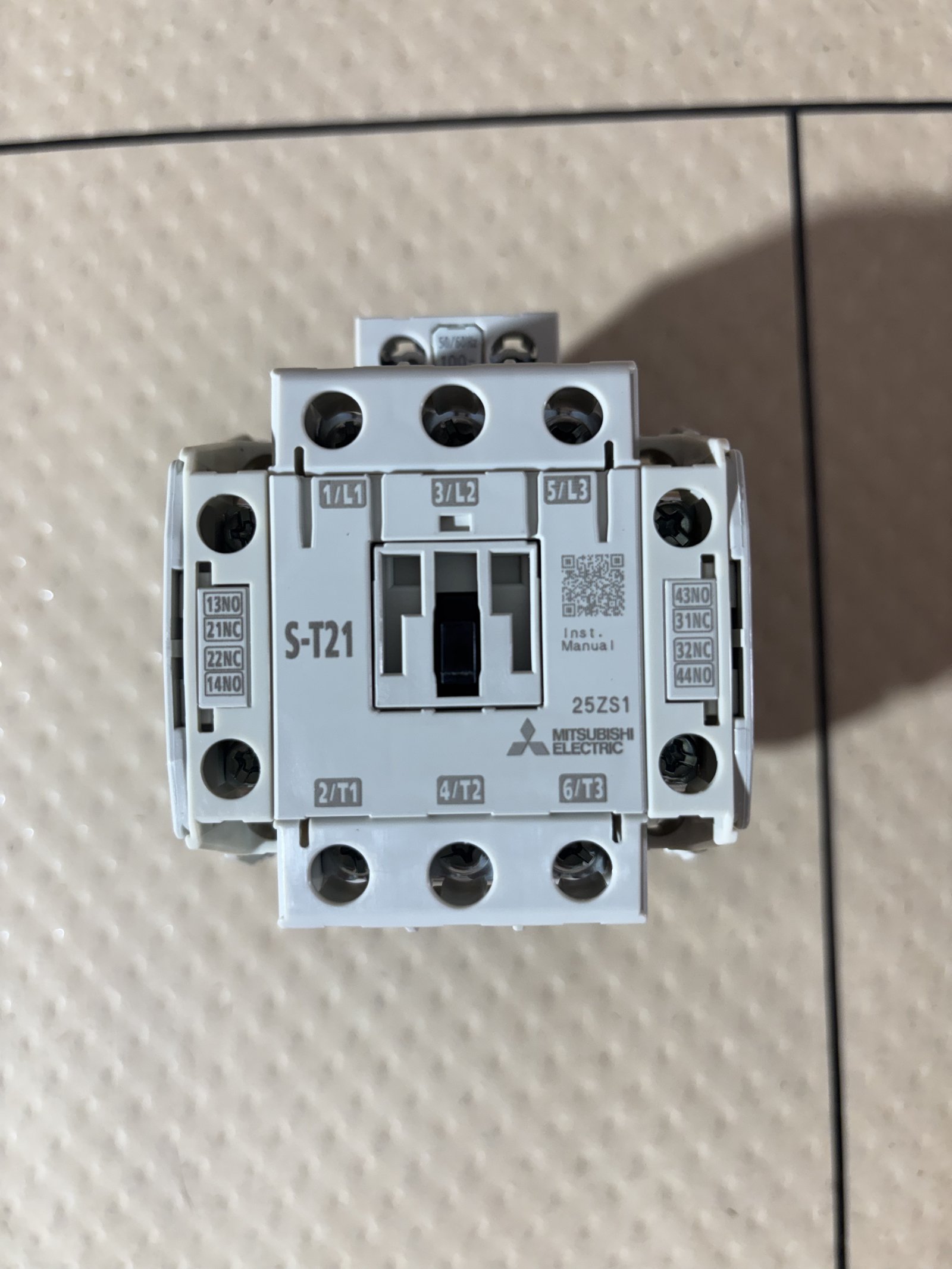 新設のマグネット　S-T21